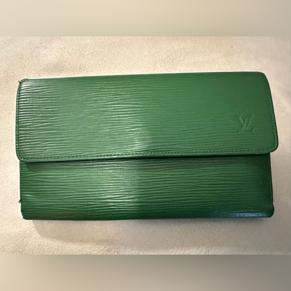 Louis Vuitton Epi Wallet